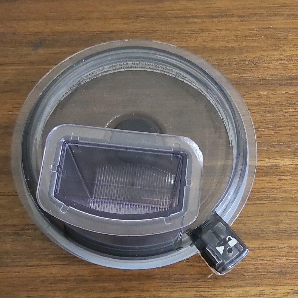 Ninja Auto IQ Food Processor Lid w/locking mechanism & food pusher
